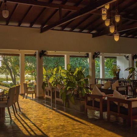 Sigiriya Wewa Addara Hotel - Hotel By The Lake Exterior foto