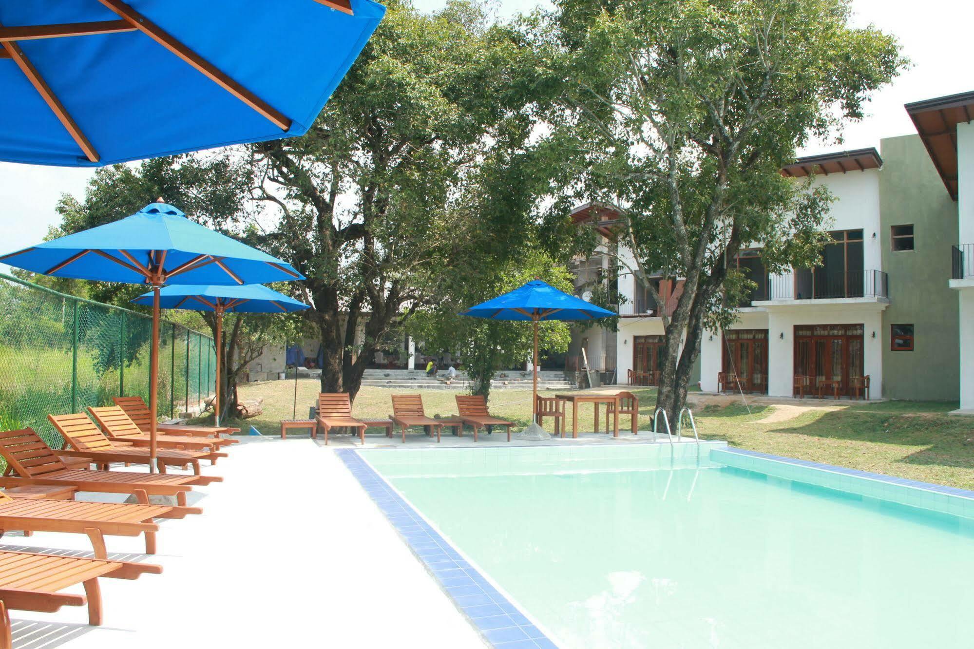 Sigiriya Wewa Addara Hotel - Hotel By The Lake Exterior foto